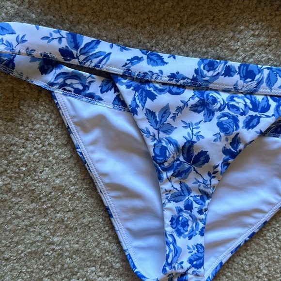 Lovers + Friends Blue Floral Bikini - Picture 3 of 4